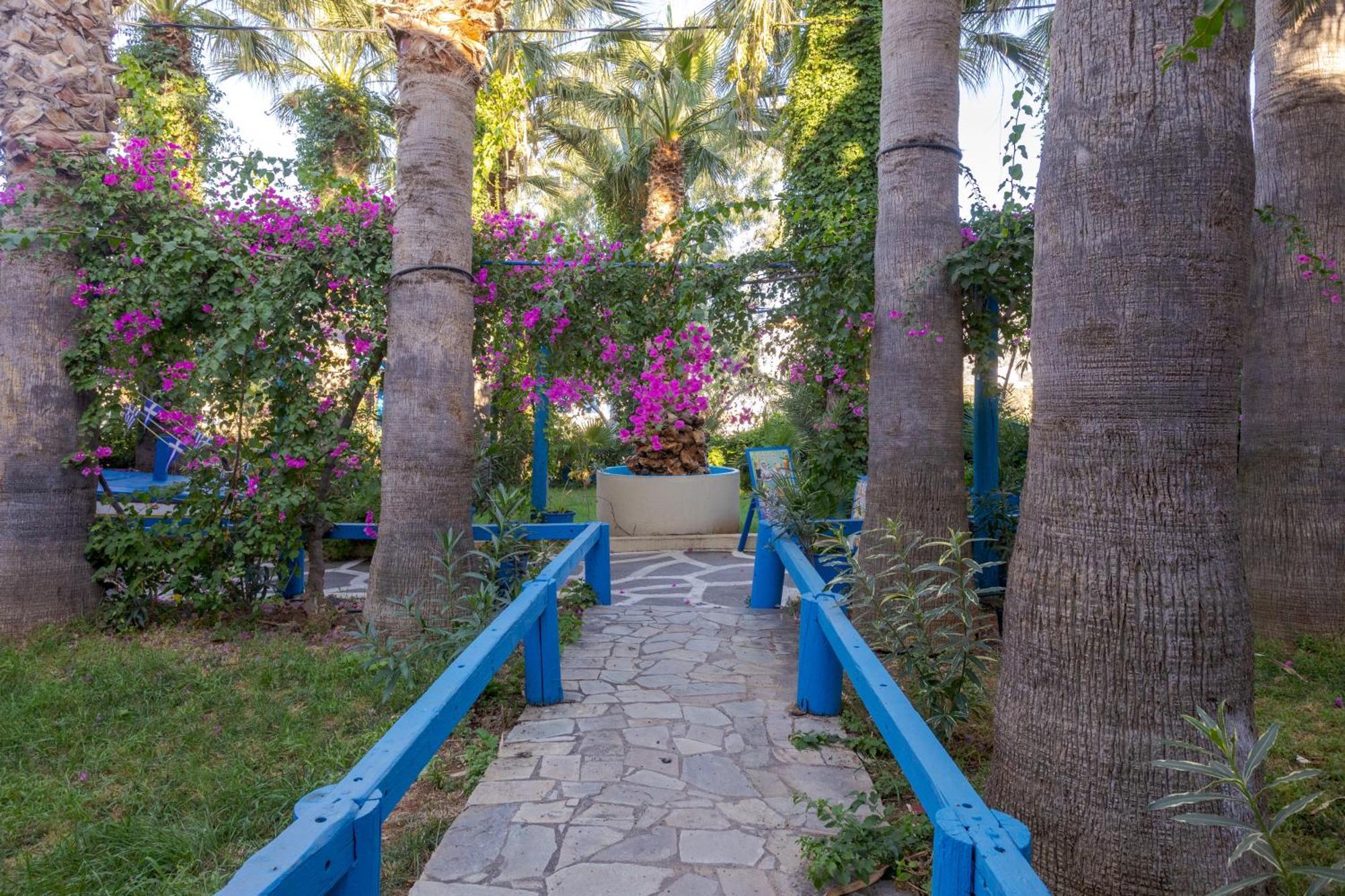Palm Bay By Estia Hotel Sissi  Bagian luar foto